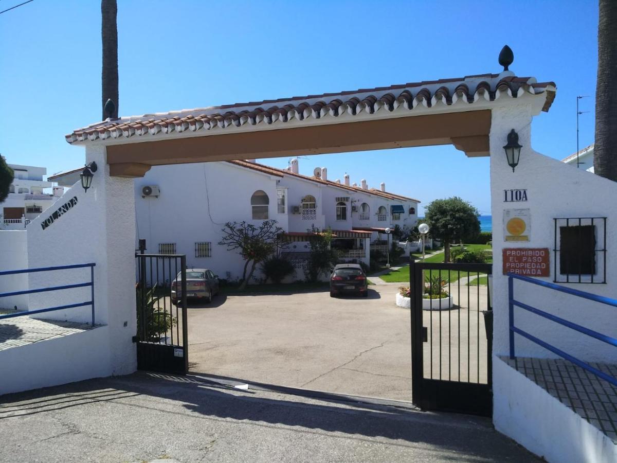 Bungalow Charo Torre de Benagalbon Exterior photo